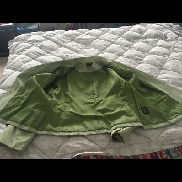 Woman's suit, Dry Clean, Excellent condition, 70% cotton, Polyester lined - Picture 3 of 6